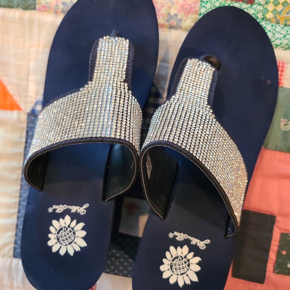 Navy Wedges with lots of Bling! 💎